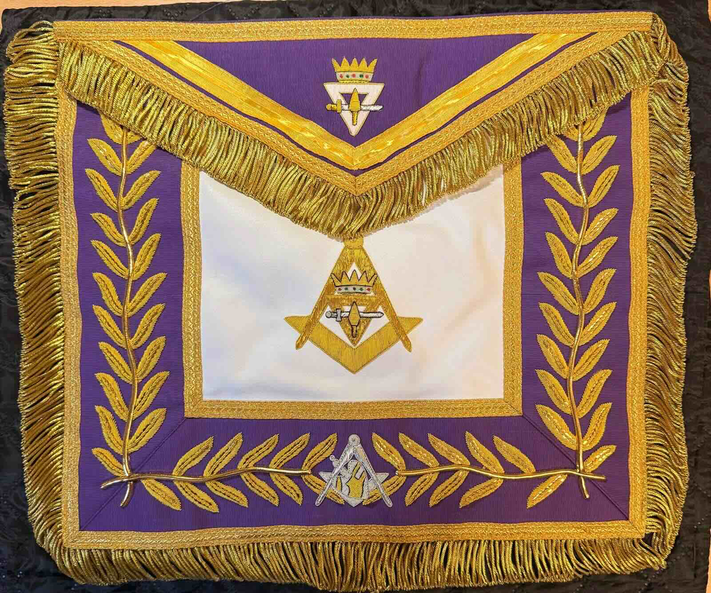 MRC Tablier très richement brodé main pour TR & Ill. Comp