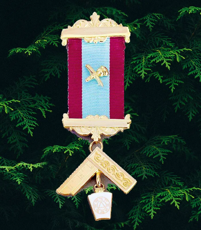 MMM Bijou de poitrine de Passé Vénérable Maitre