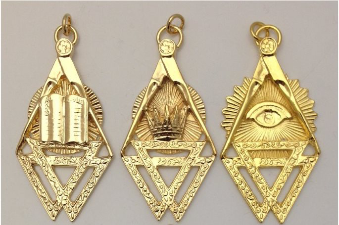 ARA Bijou de Grand Officier (High priest)