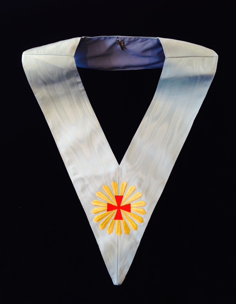 Sautoir de V.M. avec soutache dorée  (Croix Rouge bordée or)